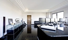 Granit - Elegante Granit Fliesen im Büro
